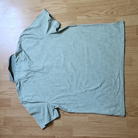 Calvin Klein Men's Polo Shirt - Picture 3 of 3